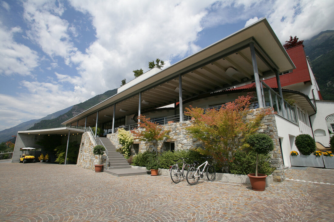 Lindenhof Hotel in Naturns Naturno Trentino Südtirol