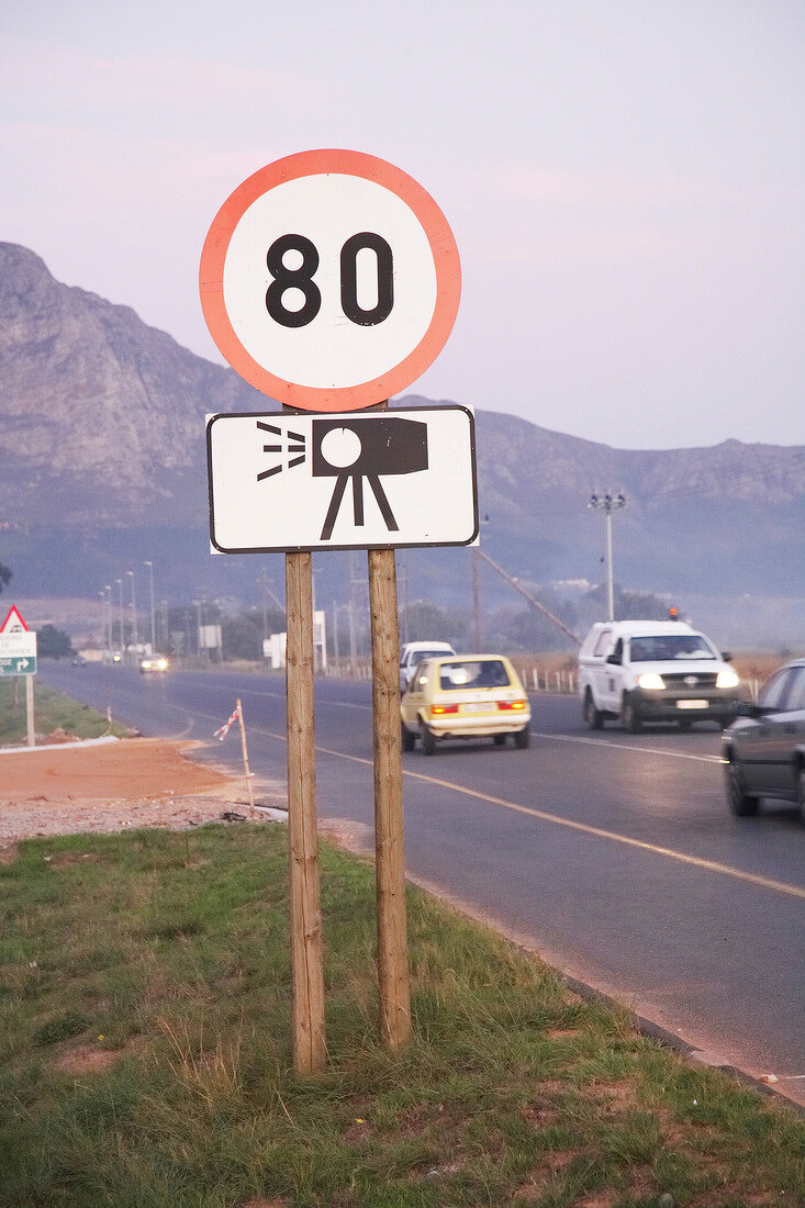 Südafrika, Franschhoek, Verkehrsschild, Radarfalle