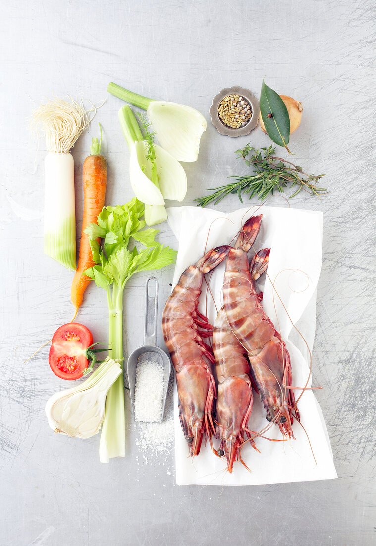 King prawns, carrot, tomato and sugar, Ingredients of crustacean