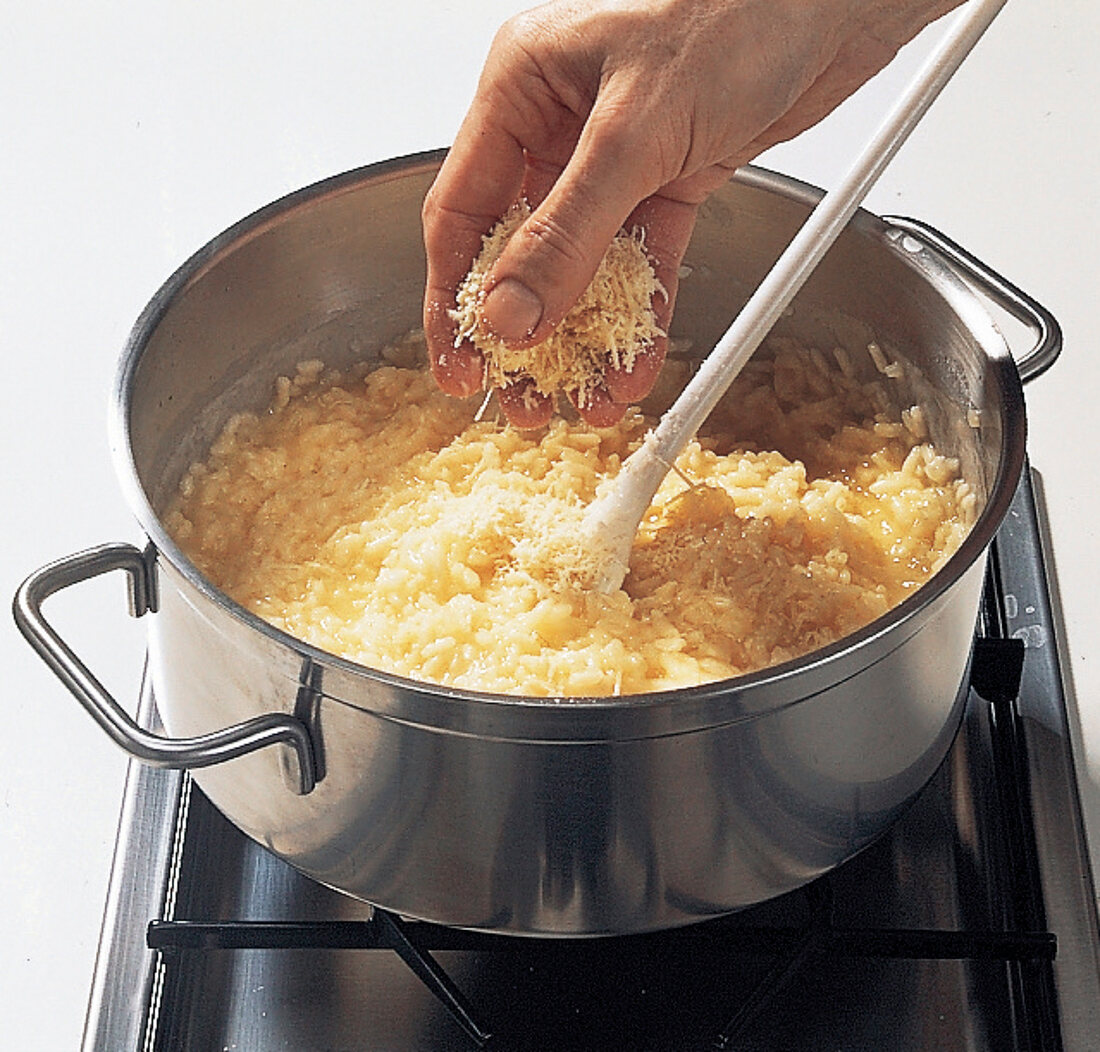 Reis, Risotto, Butter, Käse gerieben untermischen, Step 6