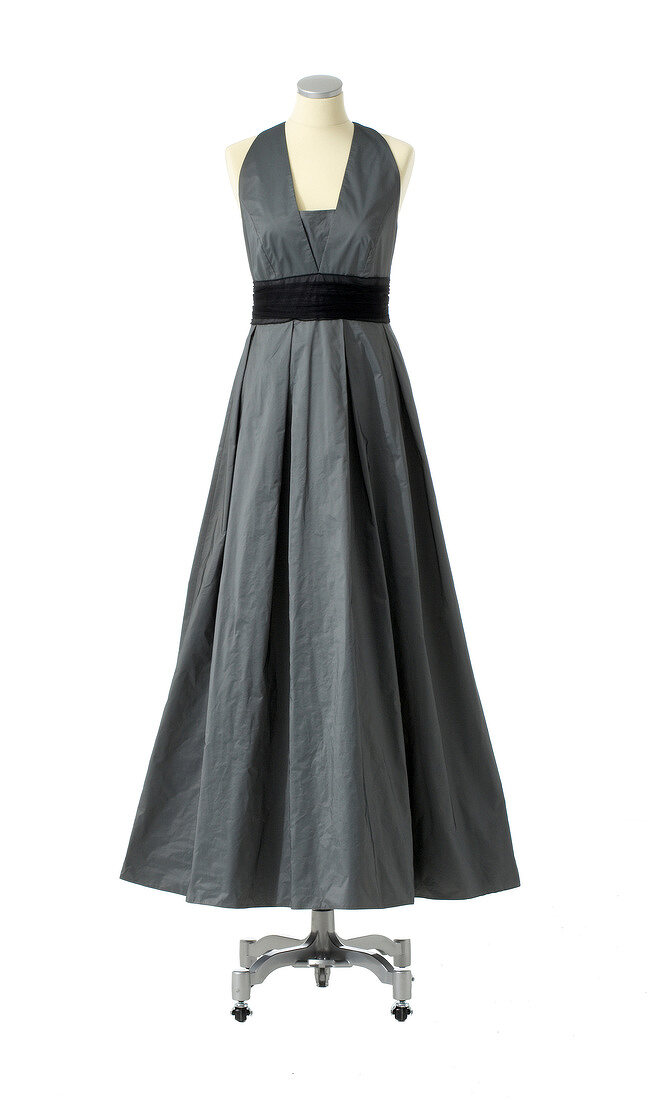 gray lined V Neck pleated dress on mannequin
