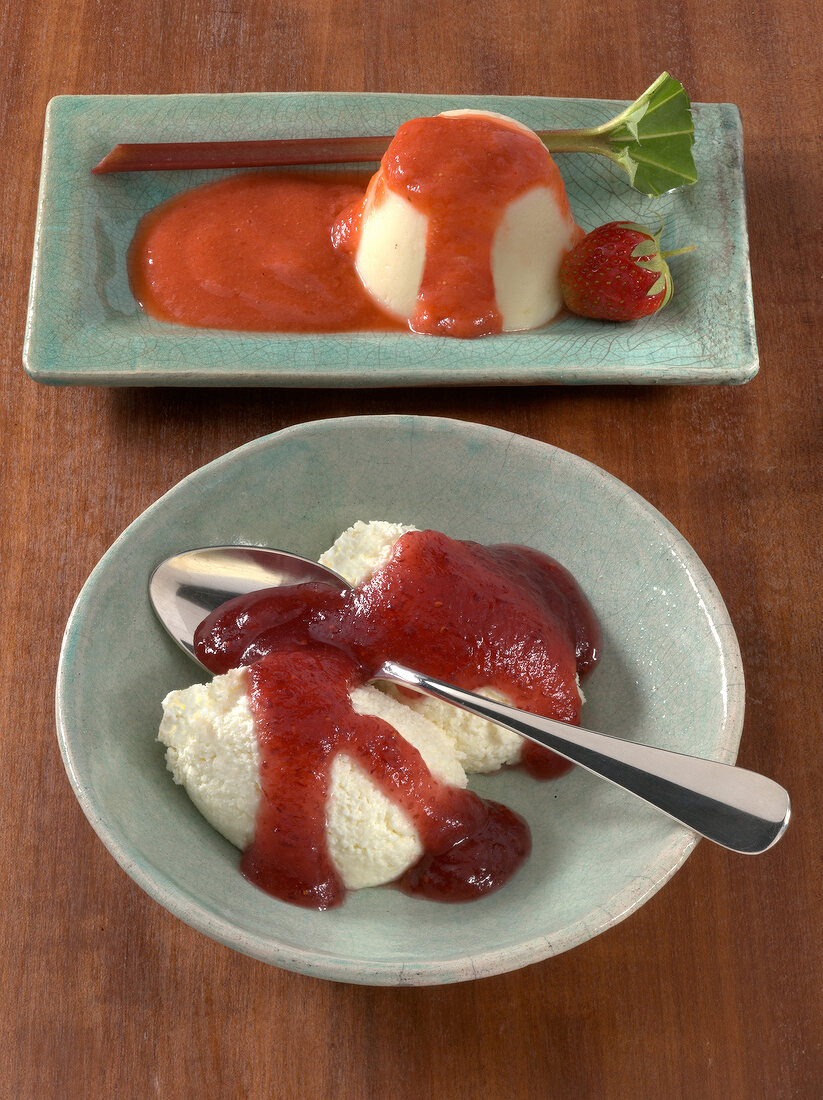 Strawberry-rhubarb mousse with cranberry sauce in serving dish