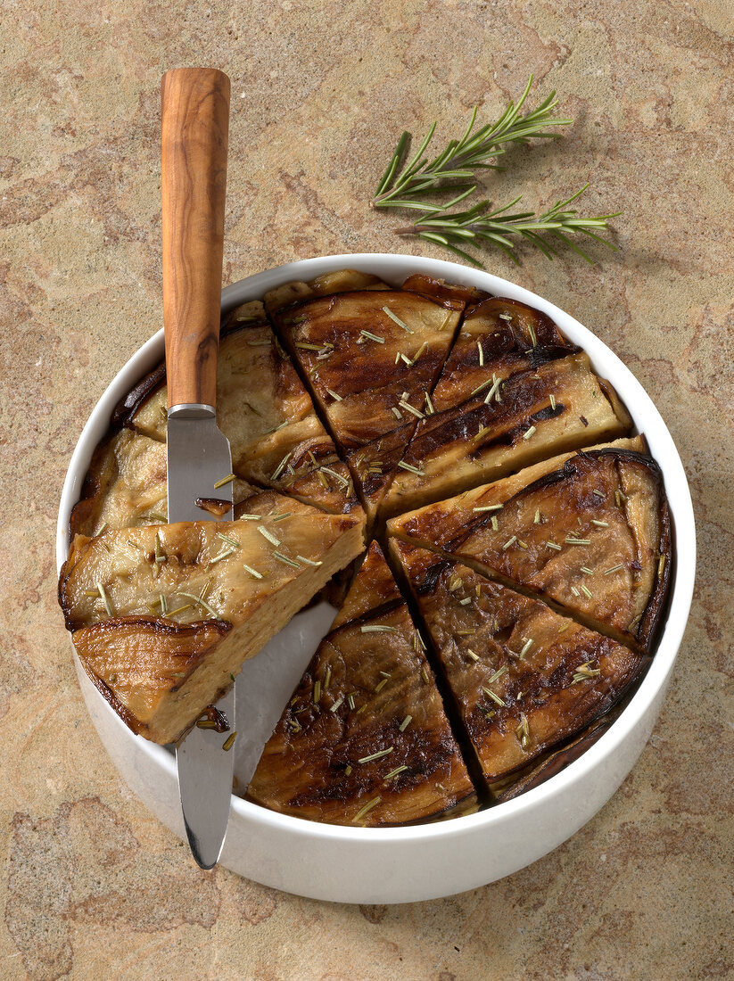 Provencal eggplant pie with thyme