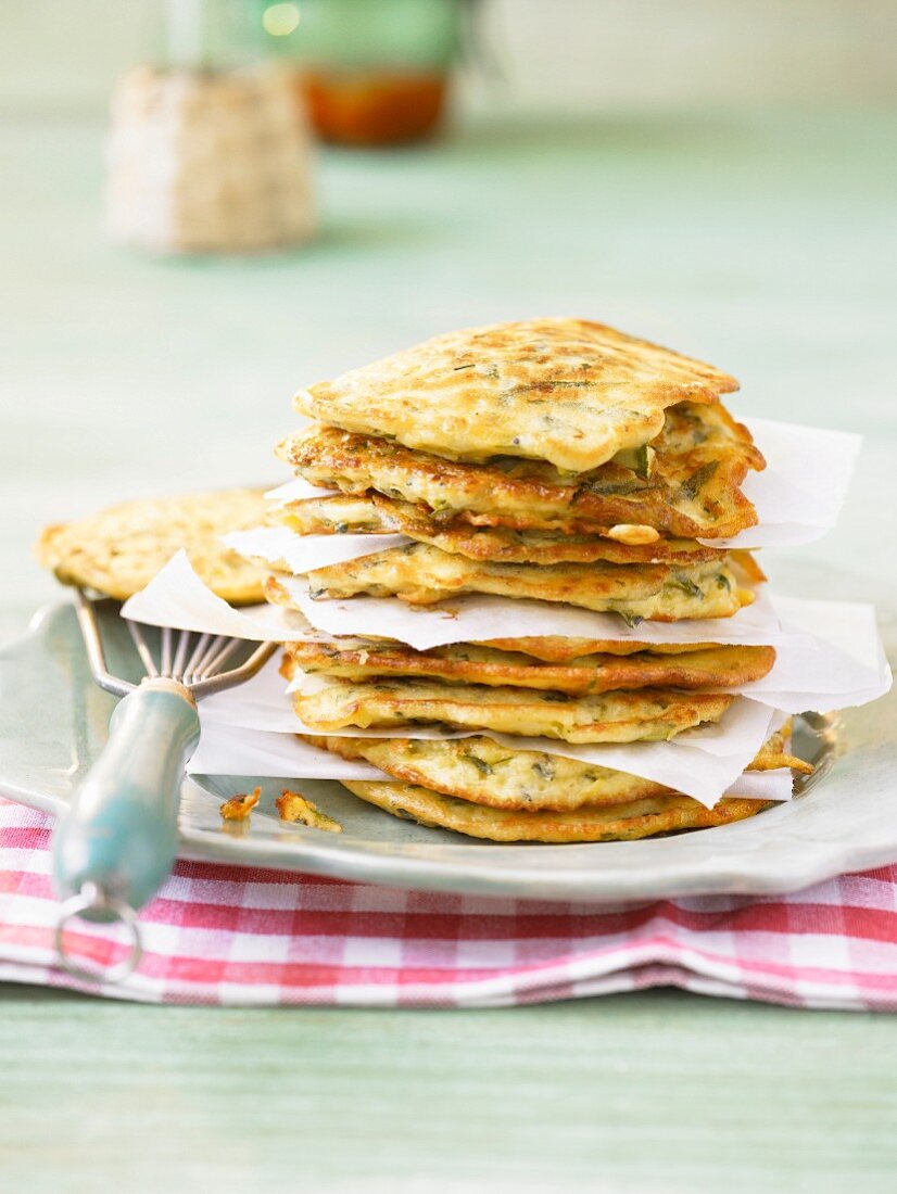Fritelle di zucchini (courgette fritters with herbs, Italy)