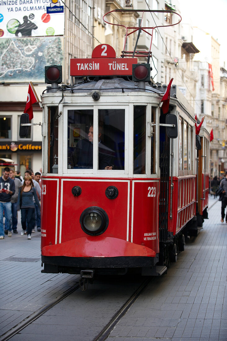 Straßenbahn in Istanbul. X 