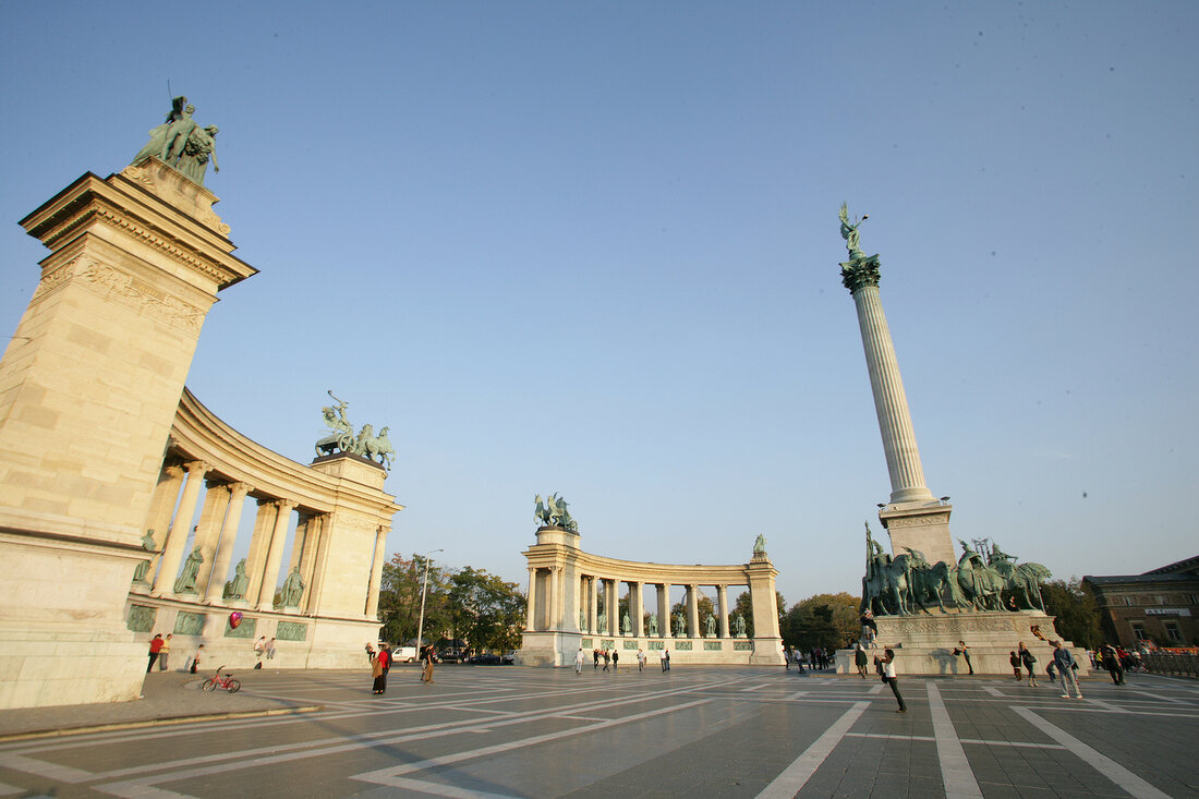 Heldenplatz mit Milleniumsdenkmal Budapest Ungarn