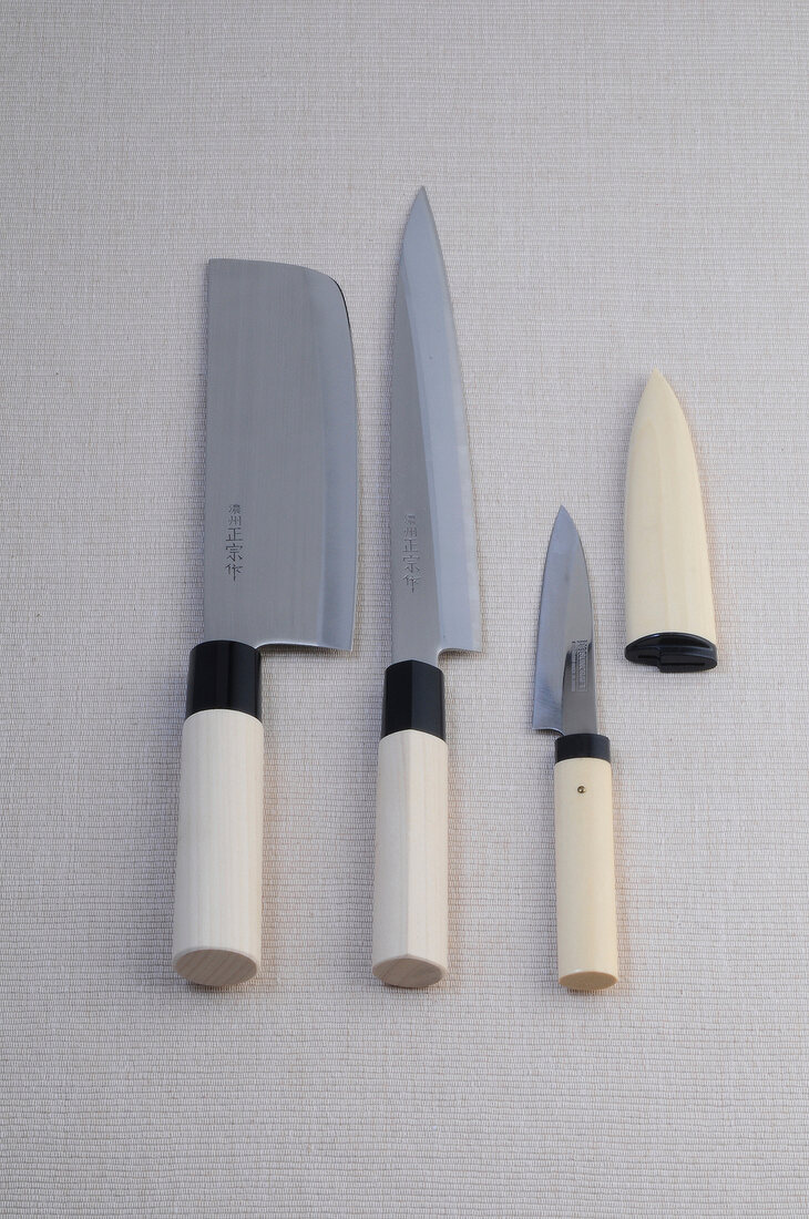 Sushi-Bar, 3 Sushi-Messer: Sashimi-Messer, Beil, Universalmesser