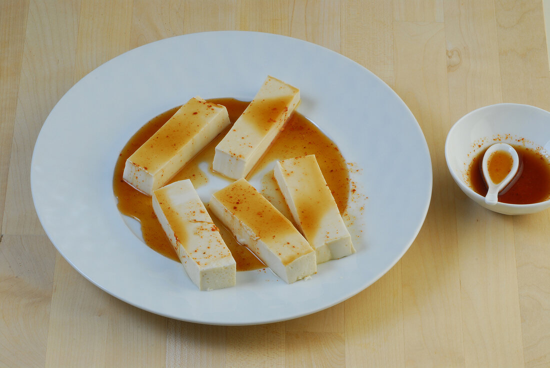 Wok, Sesam-Tofu: Tofustäbchen marinieren, Step 1
