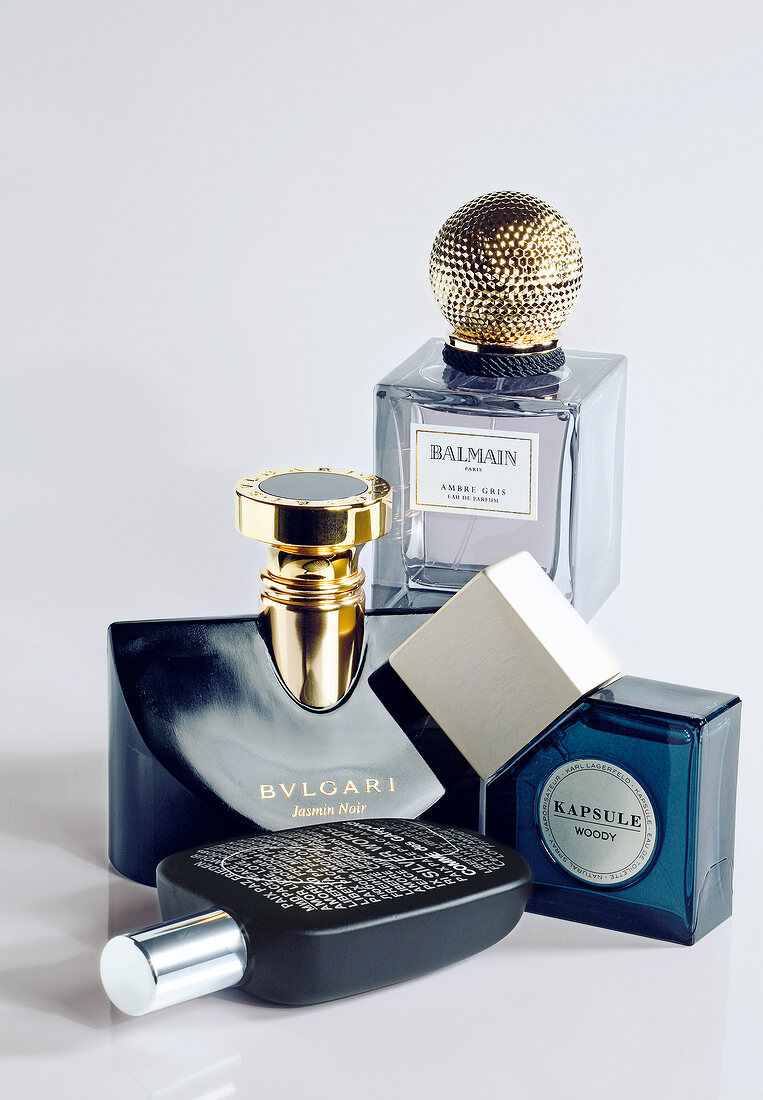 4 Parfums: Balmain, Bulgari, Kapsule , Silver Words