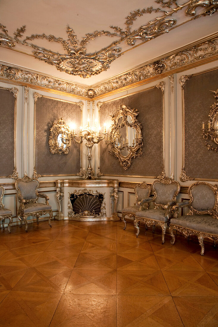 Grauer Salon, Schloss St. Emmeram, vergoldet, Spiegel