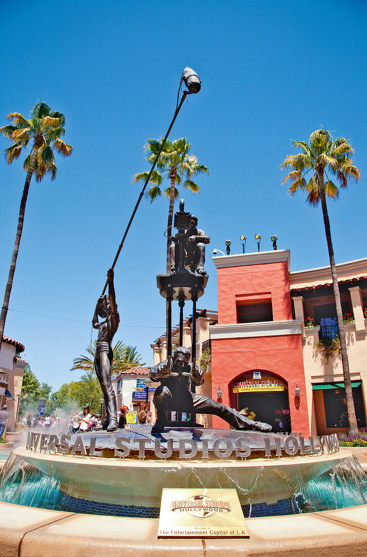 Los Angeles: Universal Studios Hollywood, Statuen, Brunnen