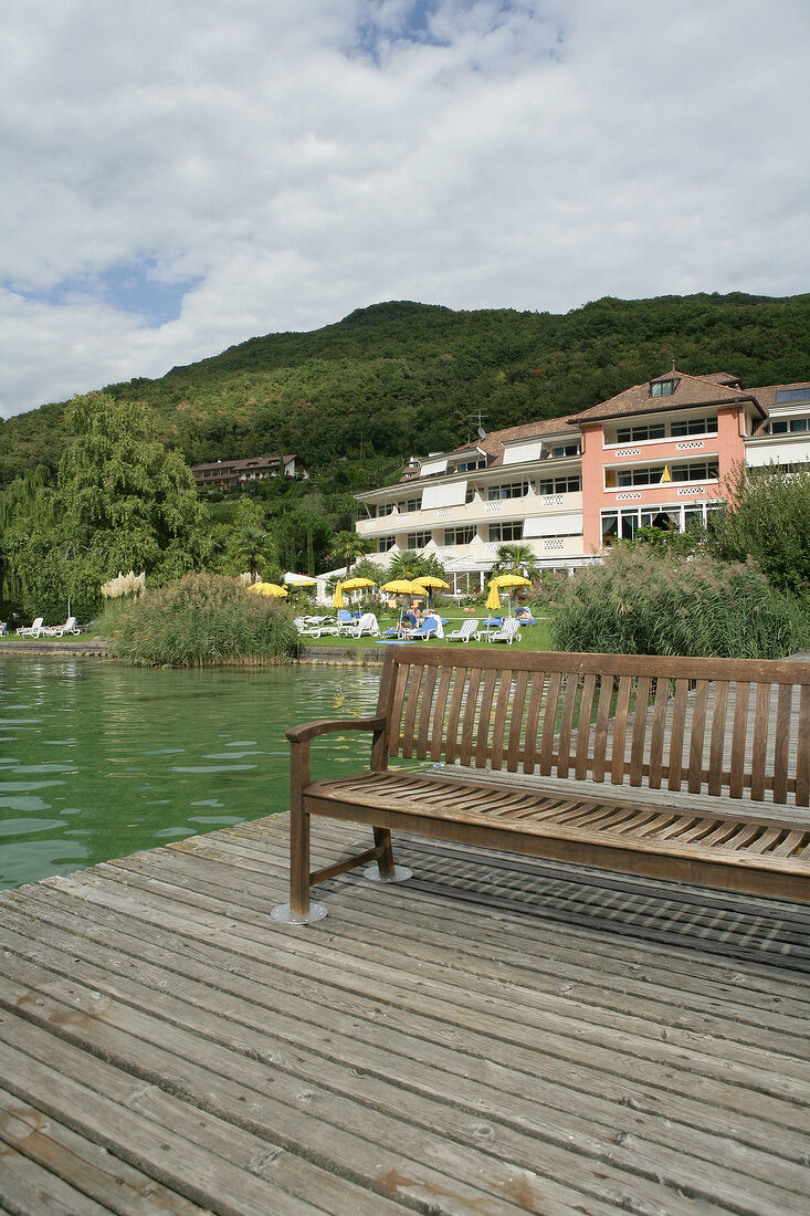 Parc Hotel am See Kaltern Caldaro