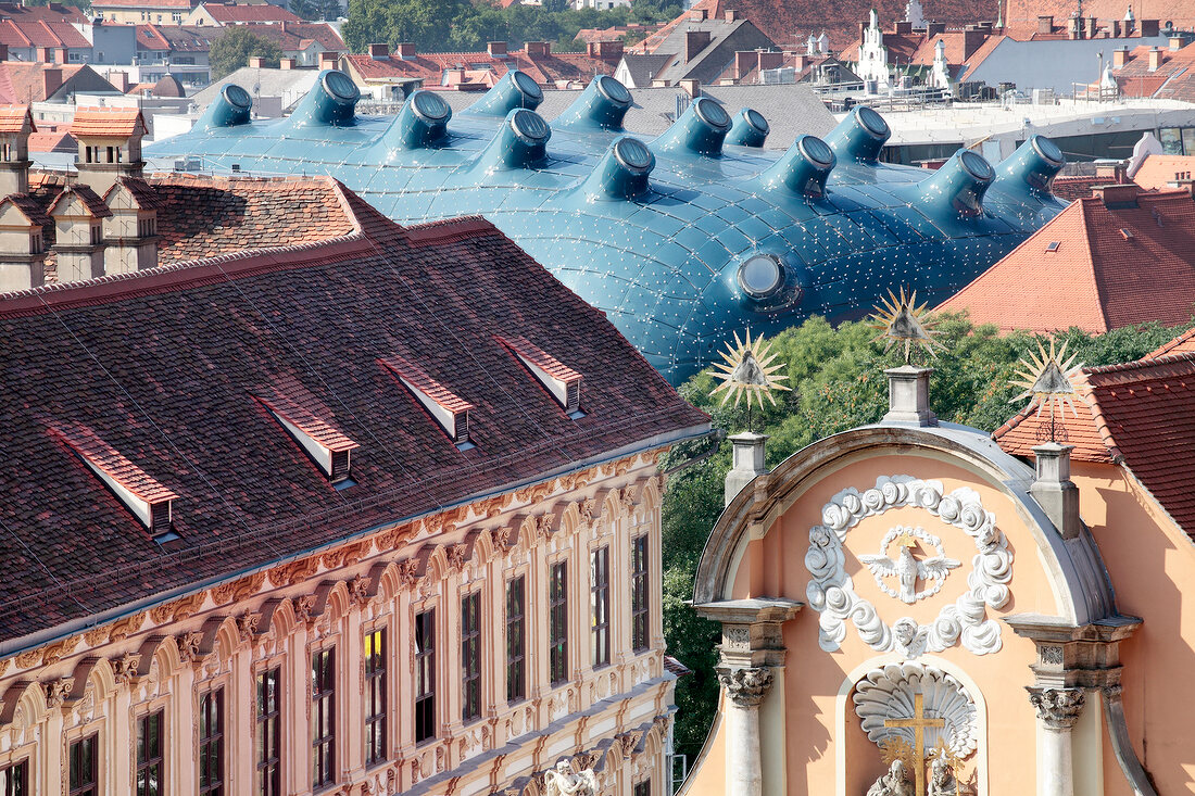Steiermark, Graz, Blick über Dächer, Kunsthaus, Dach blau, extravagant