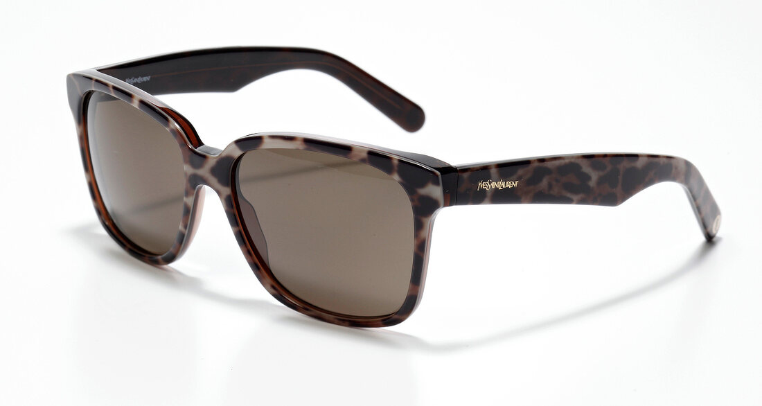 Sonnenbrille mit Leopardenmuster 