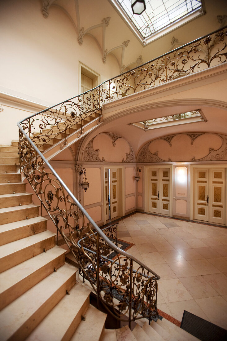 Elegant staircase in a villa on the Oppenhoffallee, Aachen, Germany