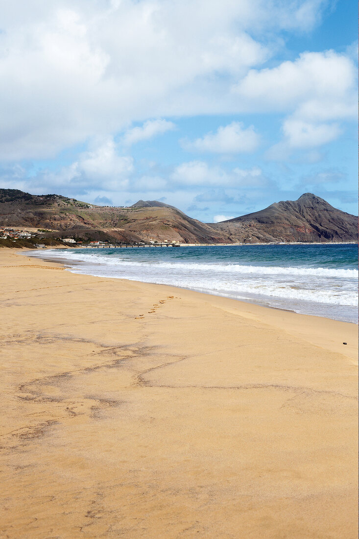 Madeira, Blick auf das Meer vom Strand aus