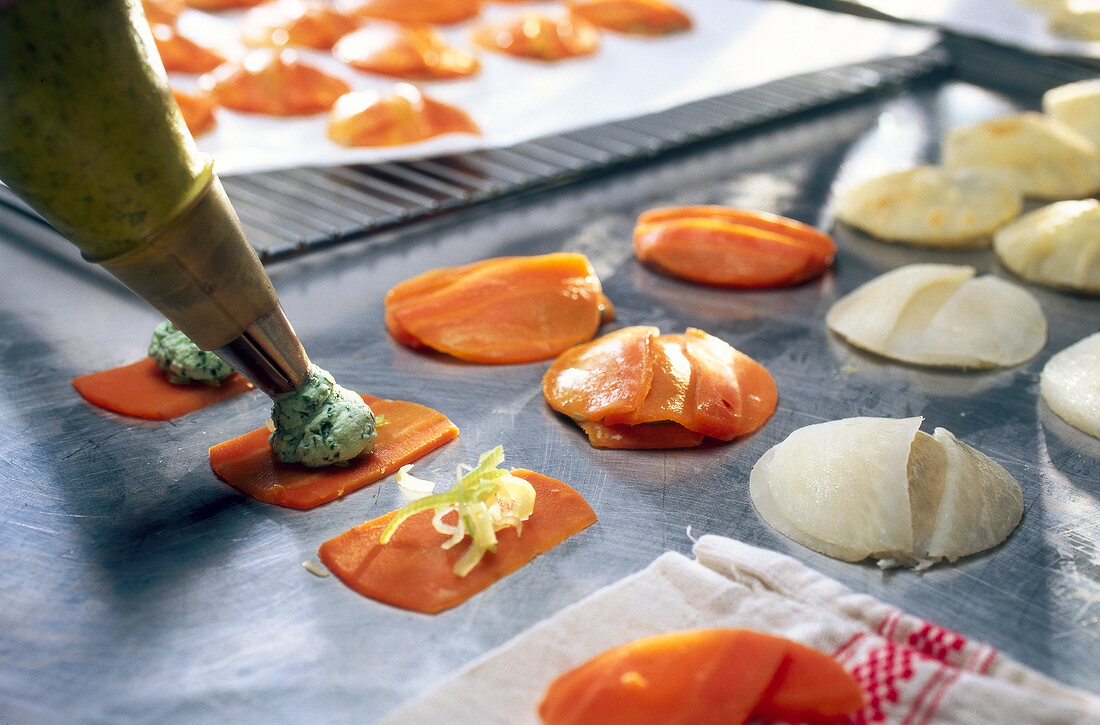 Carrot strips with alpine herb cream