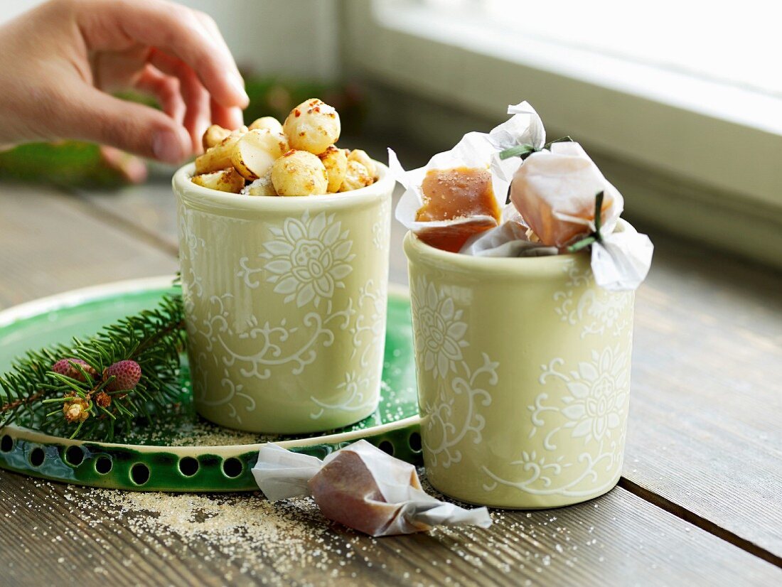Sweet and spicy crispy nuts and gingerbread toffees