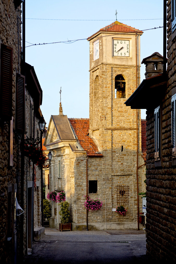 Italien, Piemont, Kirche in Bergolo 