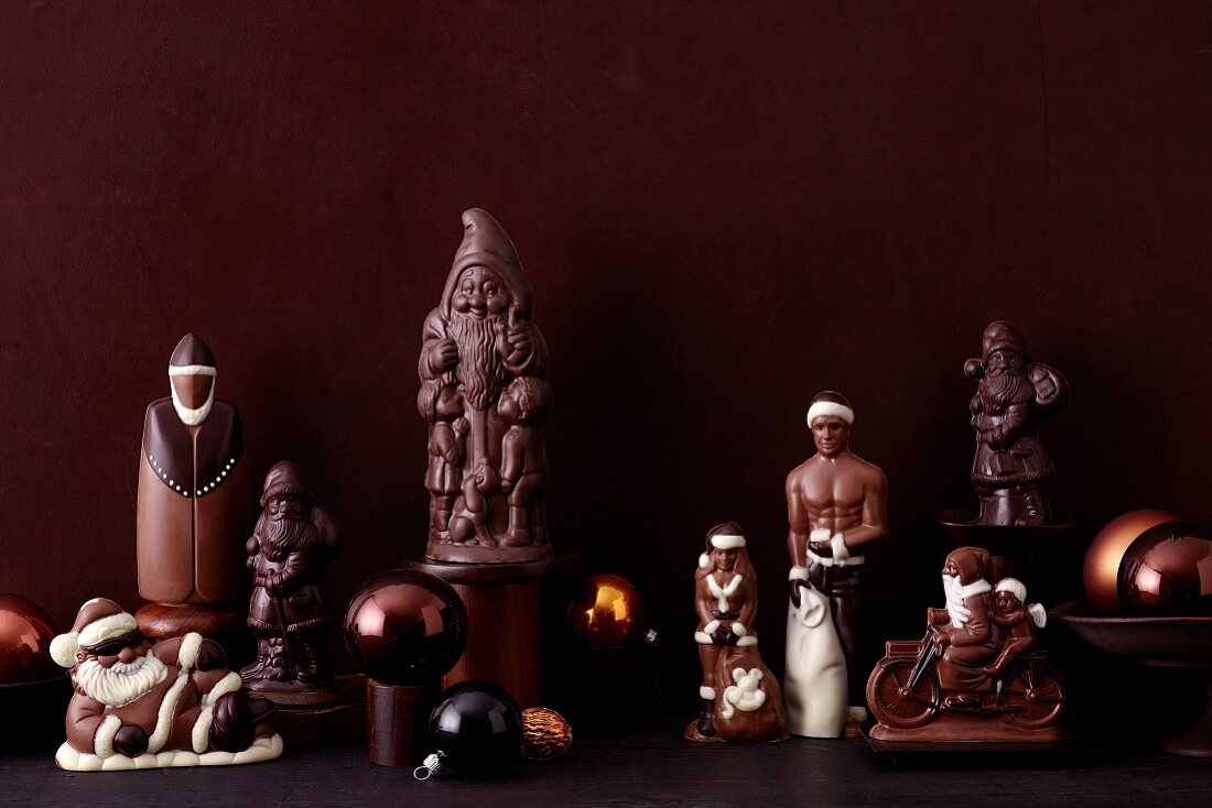 Various chocolate Father Christmases