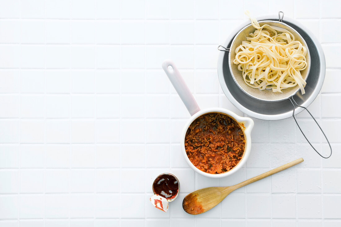 Kochen für Faule, Pasta mit Blitz-Bolognese