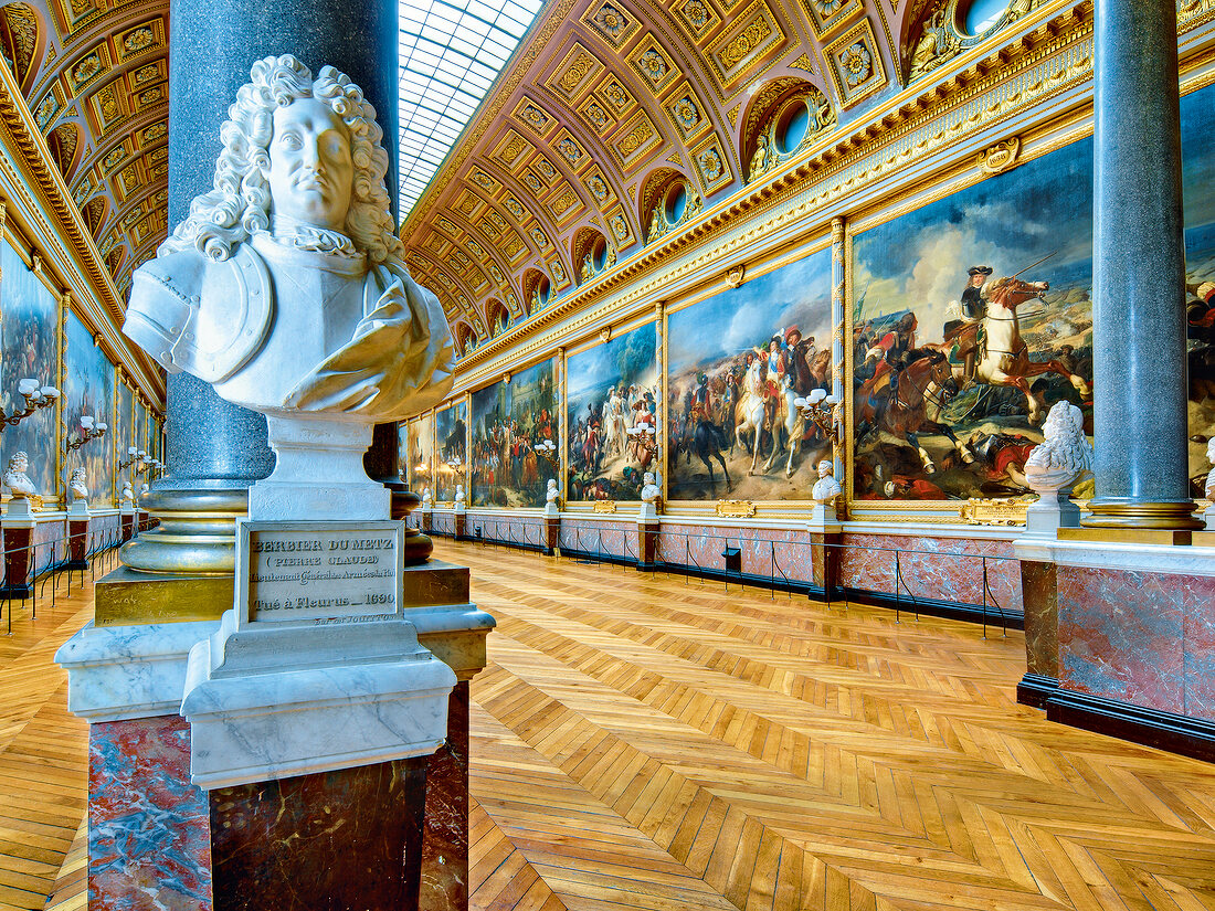 Interior of Battle gallery of Versailles Palace in France