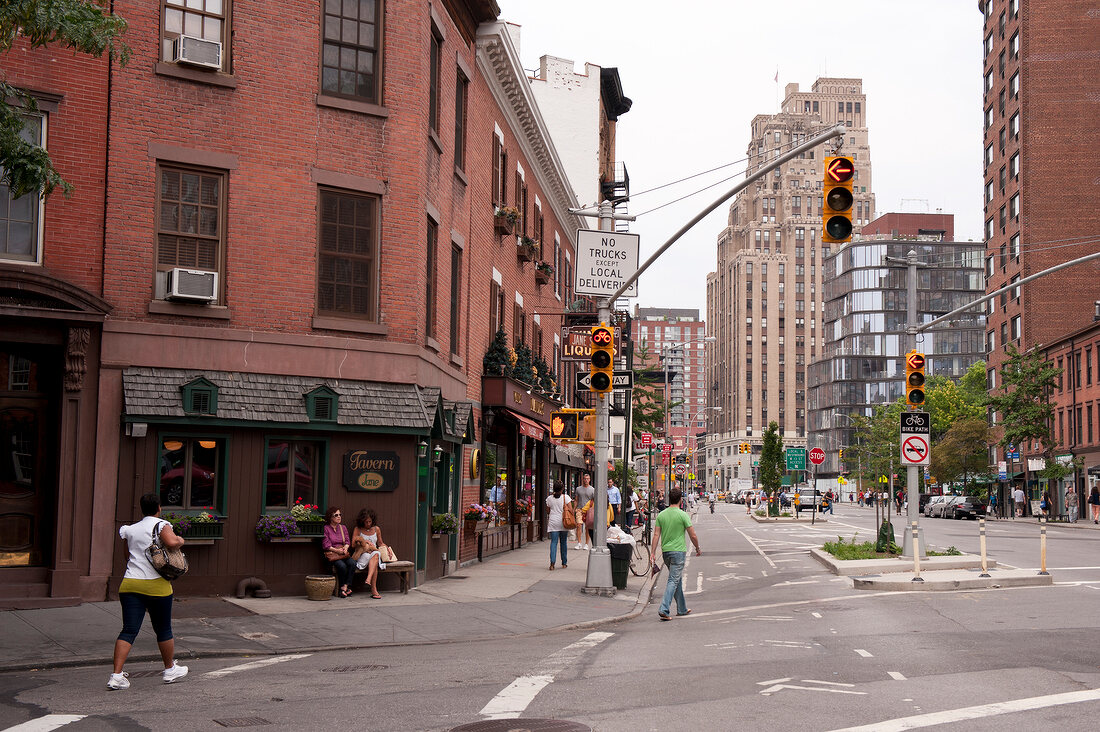 People at crossroad in Meatpacking District, New York, USA