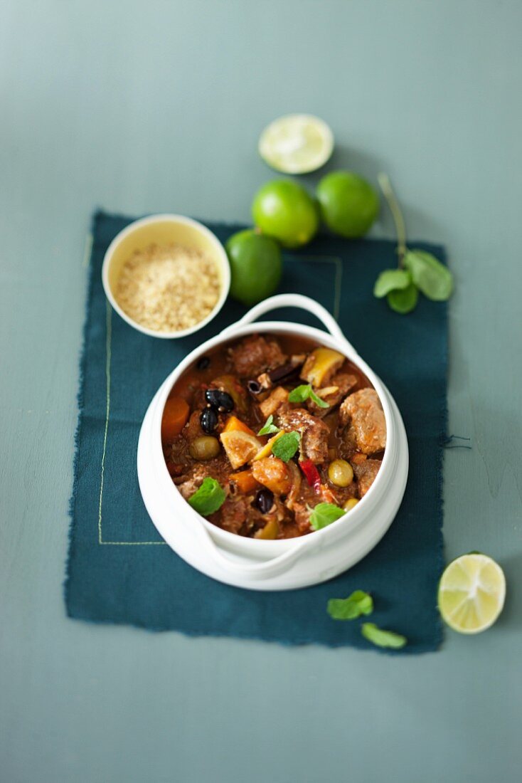 Lamb stew with limes