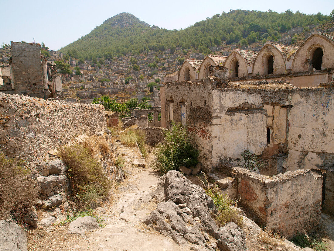 Kayaköy: verlassene Stadt, Ruinen. X 