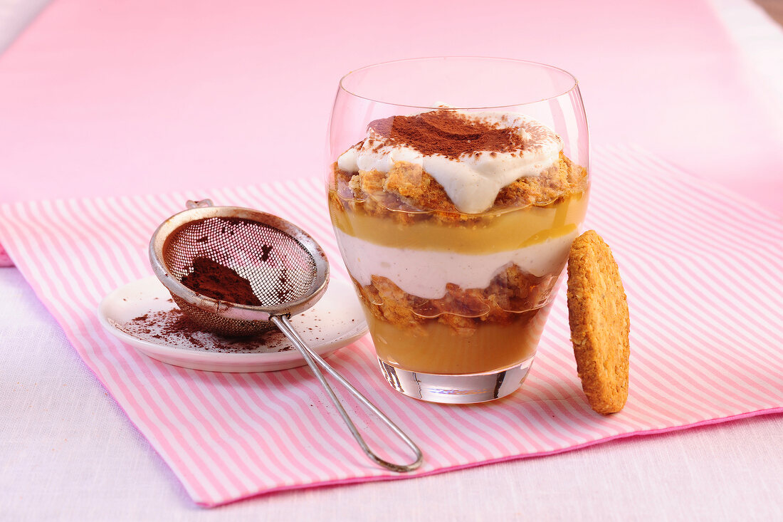 Desserts, Quarkcreme mit Apfel mus