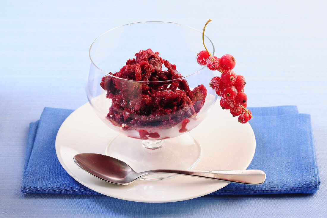 Desserts, Buttermilch-Beeren-G ranita