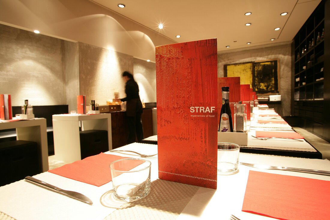 Straf Restaurant und Bar im Hotel Straf Mailand