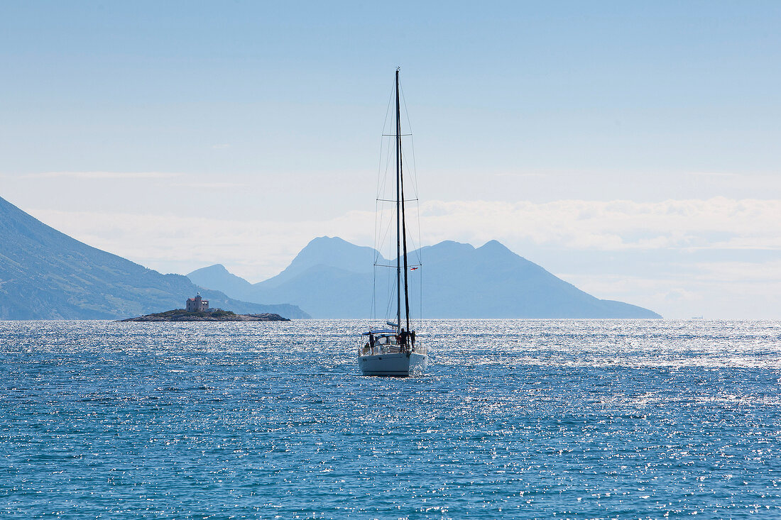 segelboot reisen kroatien