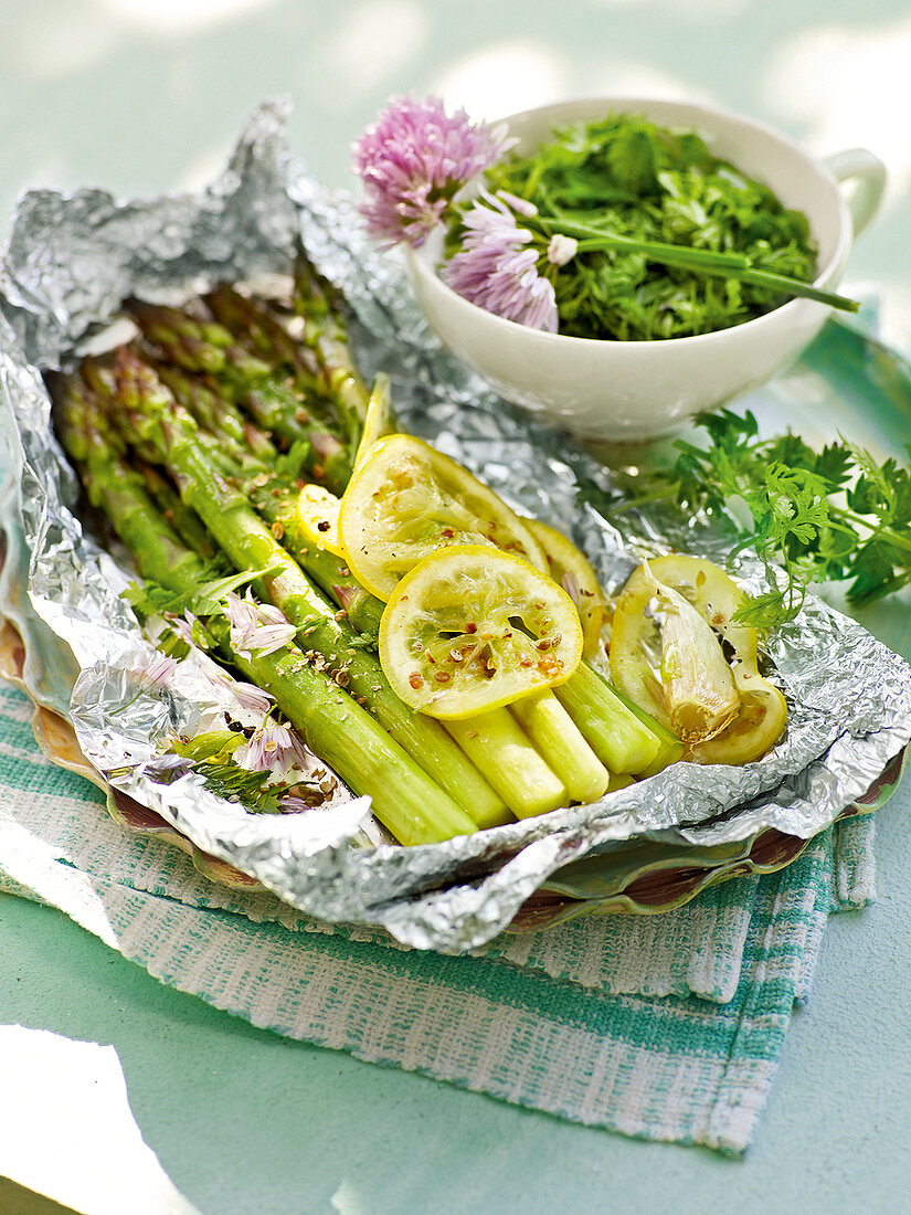 Gartenküche, Gegrillter Grünspargel