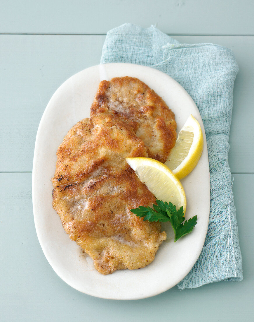 Küchenschätze, Wiener Schnitzel mit Zitronenspalten