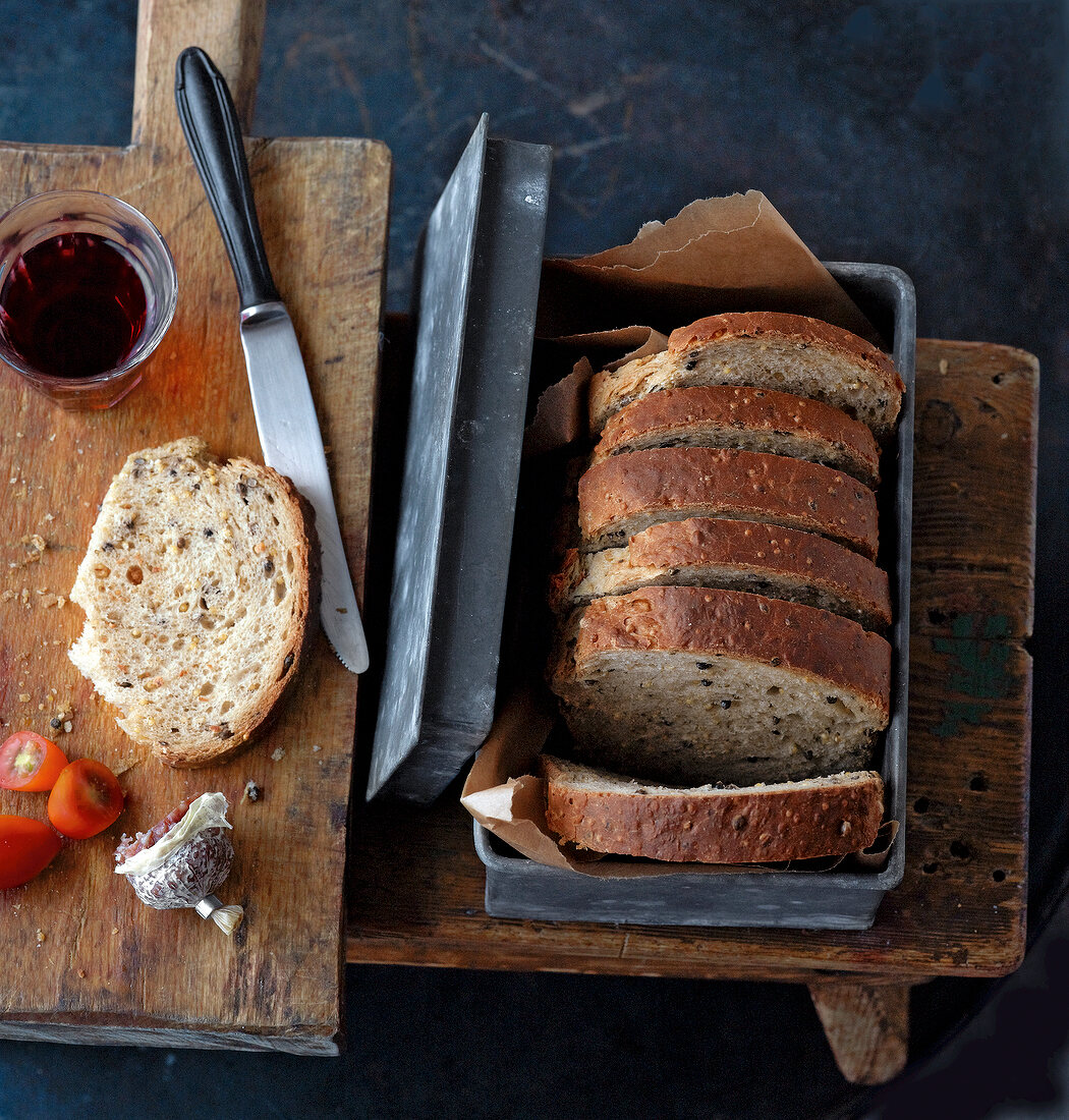 Brot,  Hirsebrot mit Hanf