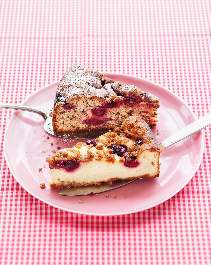 Kirschkuchen mit Ricotta und Kirschkuchen mit Schokolade