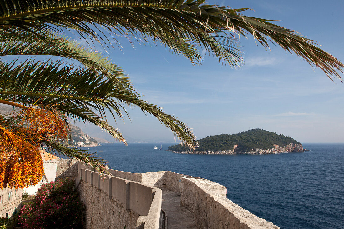 Kroatien: Dubrovnik, Blick auf die Insel Lokrum