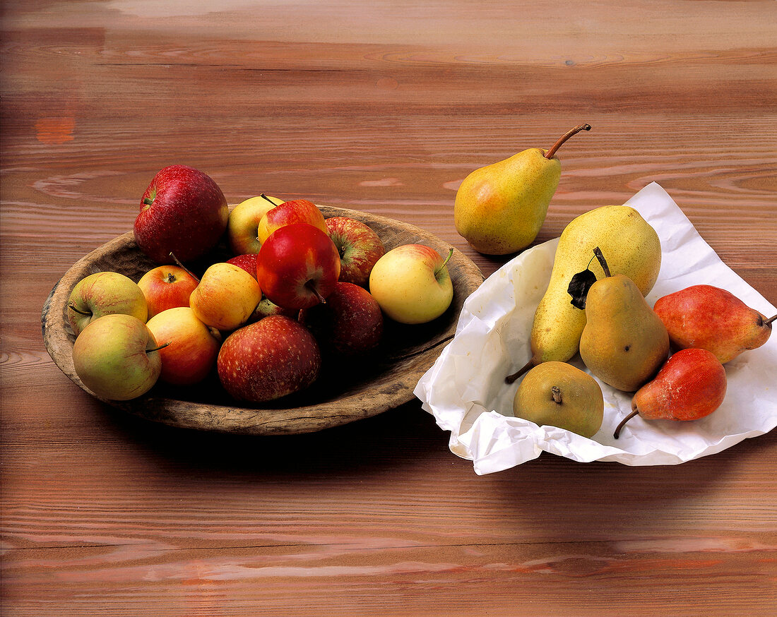 Food, Äpfel und Birnen in einer Schale