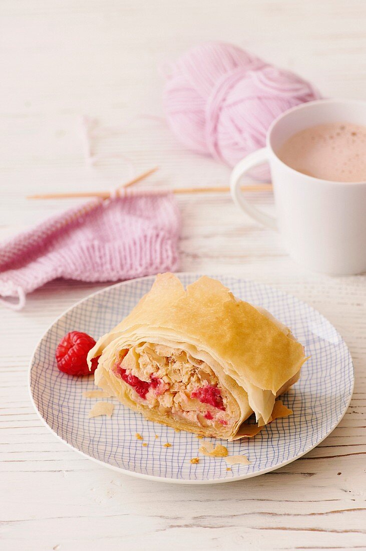 Apple strudel made from puff pastry with raspberries, suitable for pregnancy and breastfeeding mothers