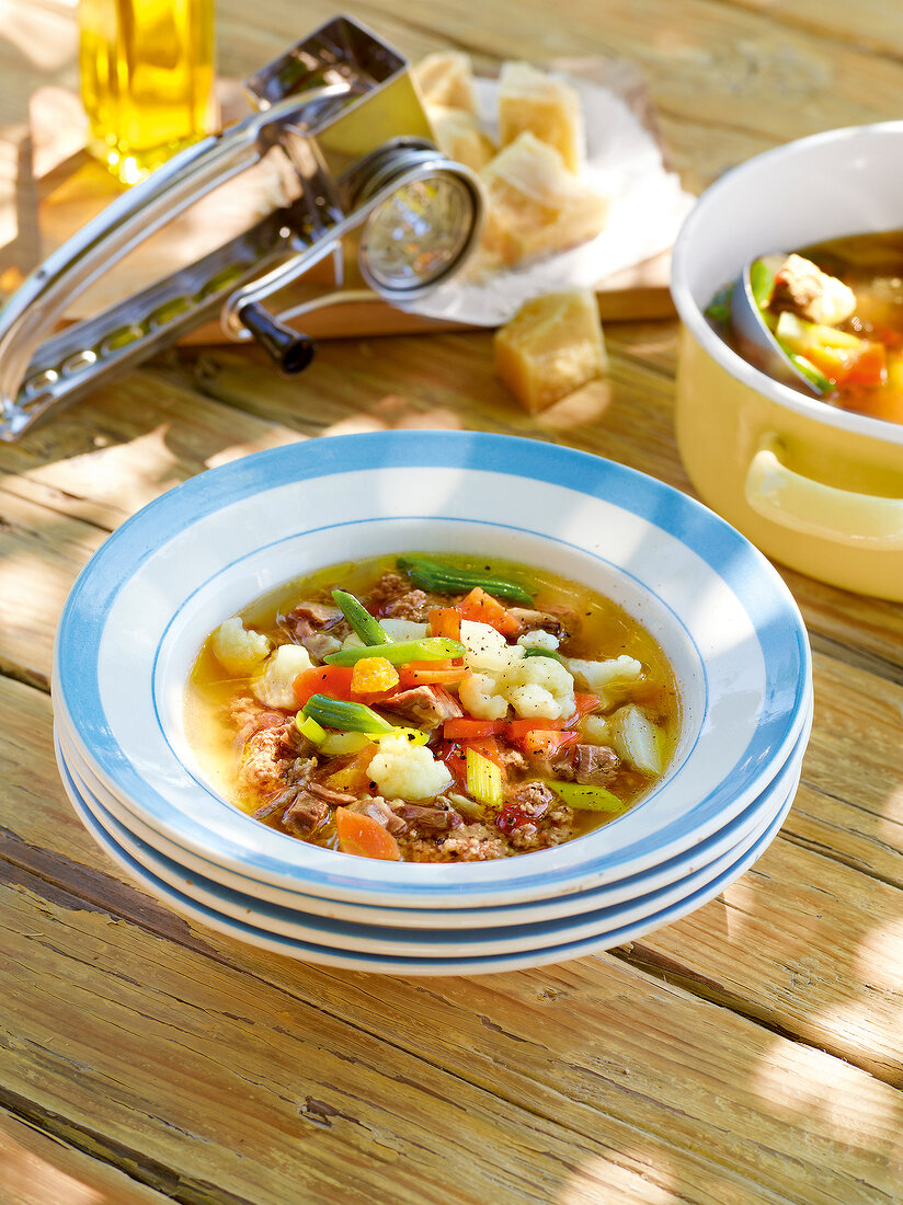 italienischer Sommer, Minestrone della casa