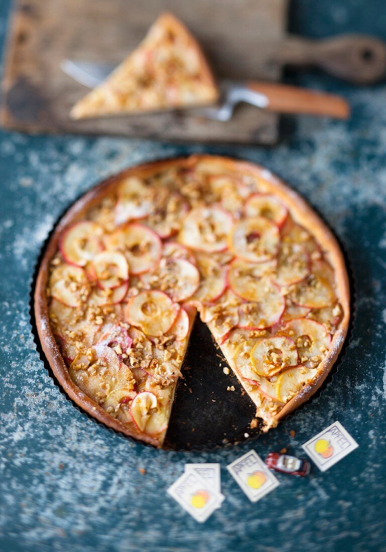 Apple and walnut cake