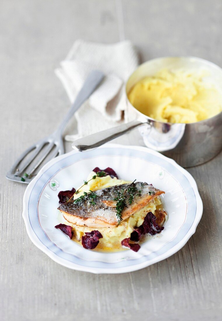 Char with mashed potatoes and beetroot crisps