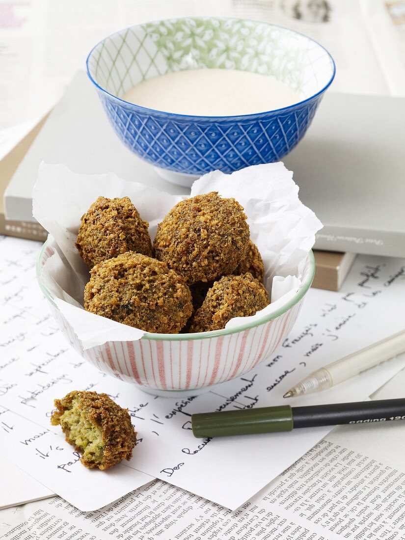 Falafel with sesame seed sauce