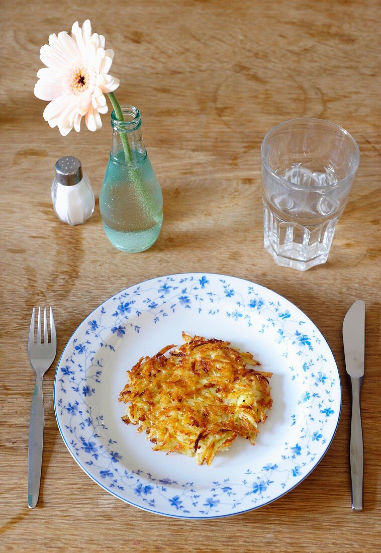 Kartoffelpuffer auf Teller