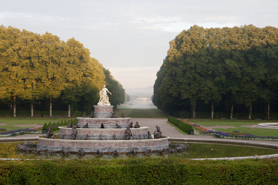 Chiemgau, Bayern, das Neue Schloss Herrenchiemsee, Latonabrunnen