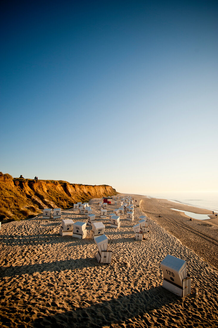 Strandkörbe am Strand von Wenningstedt, Rotes Kliff, Sylt