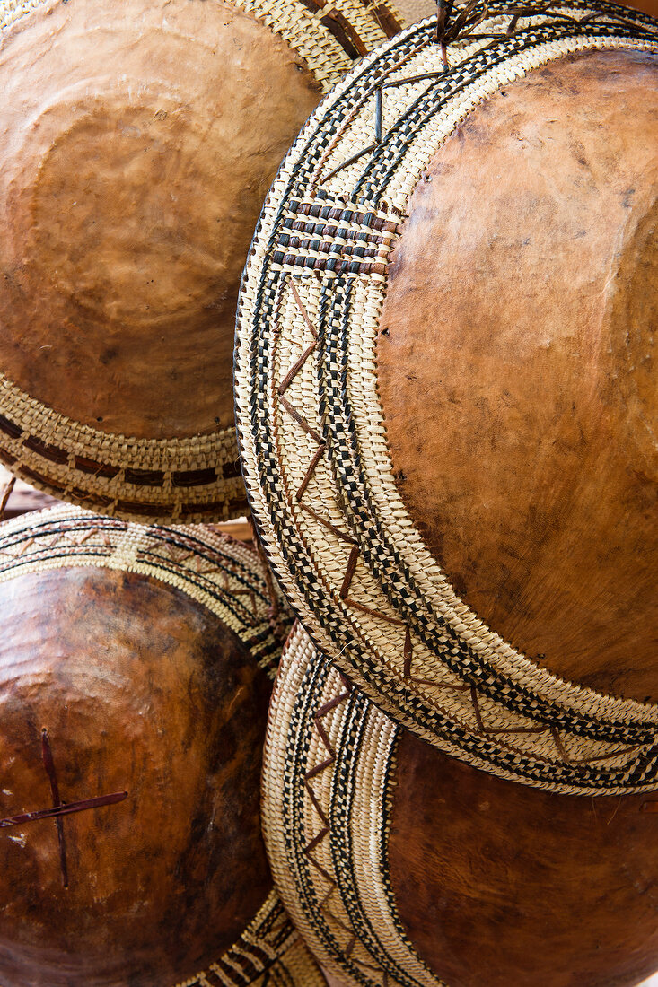 Close-up of traditional bowls for Kmelmilch in bazaar of Nizwa, Oman