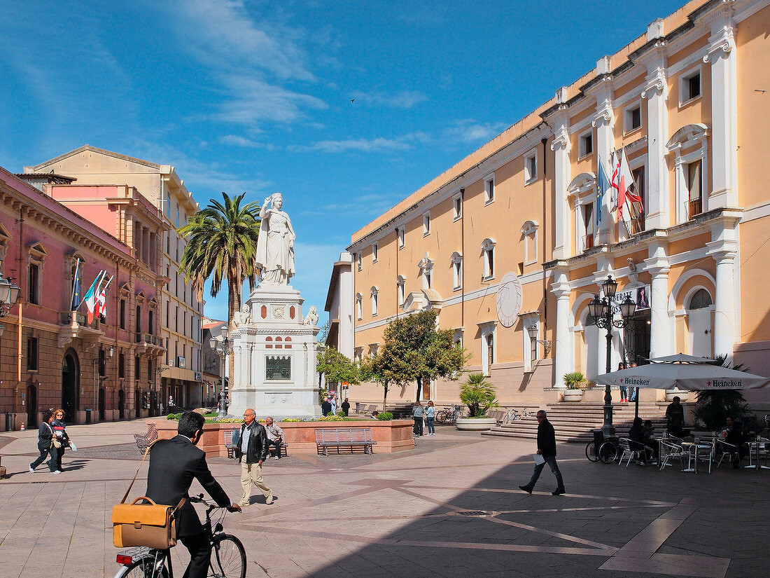 Sardinien, Stadt Oristano, Piazza E.d' Aborea, Altstadt