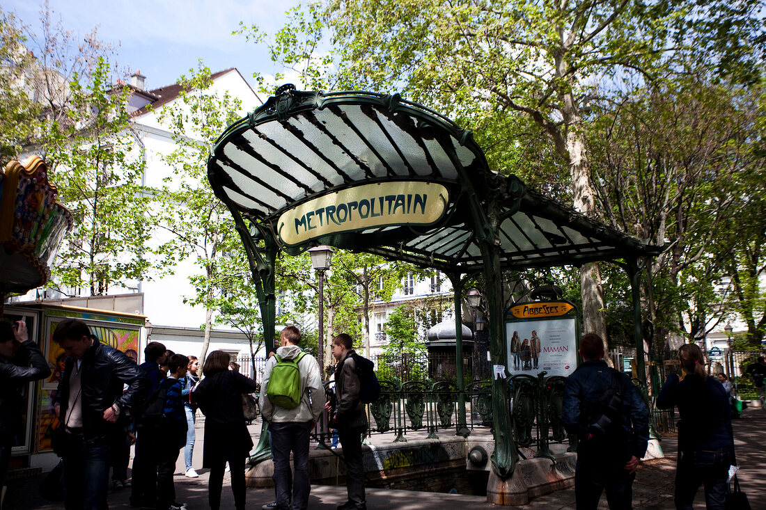 Pariser U-Bahn, Metropolitain, Eingang